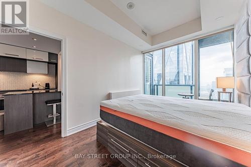 5403 - 8 The Esplanade, Toronto, ON - Indoor Photo Showing Bedroom