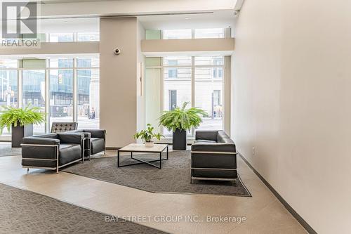 5403 - 8 The Esplanade, Toronto, ON - Indoor Photo Showing Other Room