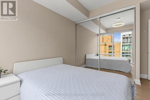 603 - 1 Bedford Road, Toronto, ON - Indoor Photo Showing Bedroom