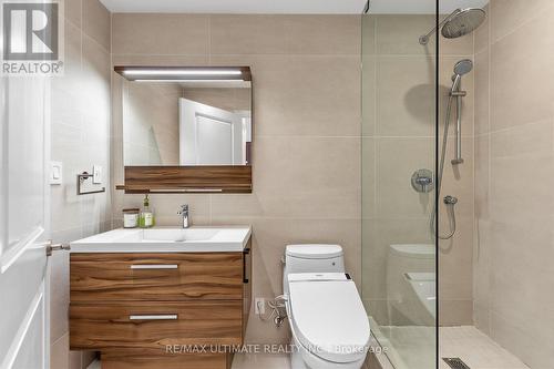 603 - 1 Bedford Road, Toronto, ON - Indoor Photo Showing Bathroom