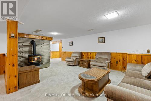 366 Farnham Road, Belleville (Thurlow Ward), ON - Indoor With Fireplace