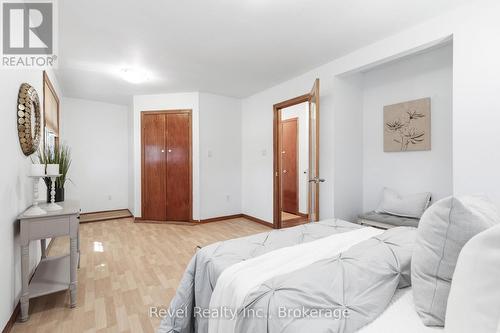 142 Sanderling Crescent, Kawartha Lakes (Lindsay), ON - Indoor Photo Showing Bedroom