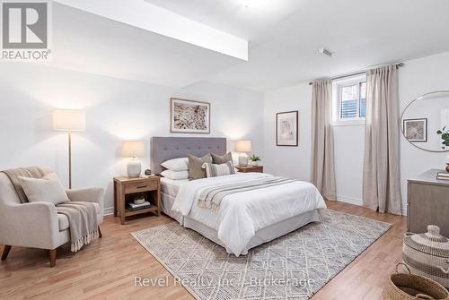 142 Sanderling Crescent, Kawartha Lakes (Lindsay), ON - Indoor Photo Showing Bedroom
