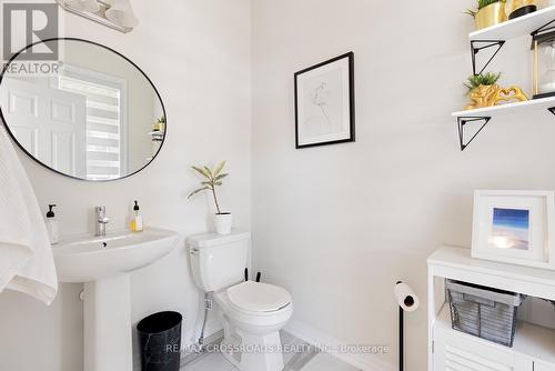 47 Ed Ewert Avenue, Clarington, ON - Indoor Photo Showing Bathroom