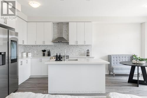 47 Ed Ewert Avenue, Clarington, ON - Indoor Photo Showing Kitchen With Upgraded Kitchen