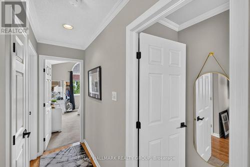 139 Castle Glen Crescent, Ottawa, ON - Indoor Photo Showing Other Room