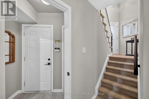 139 Castle Glen Crescent, Ottawa, ON - Indoor Photo Showing Other Room