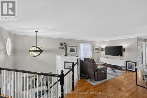 139 Castle Glen Crescent, Ottawa, ON - Indoor Photo Showing Other Room