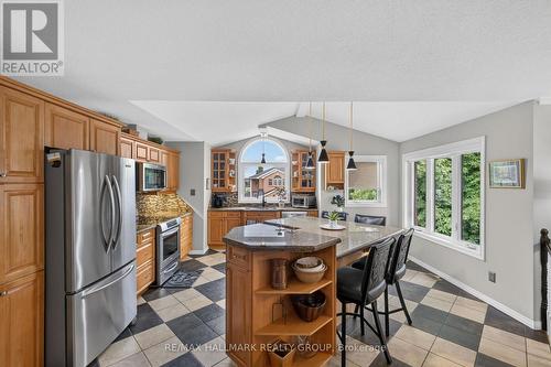 139 Castle Glen Crescent, Ottawa, ON - Indoor