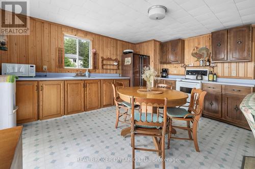 351 Leavoy Lane, Horton, ON - Indoor