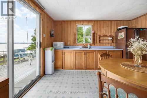 351 Leavoy Lane, Horton, ON - Indoor