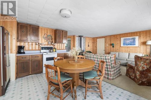 351 Leavoy Lane, Horton, ON - Indoor Photo Showing Other Room