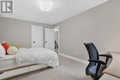 21 Delamere Drive, Ottawa, ON - Indoor Photo Showing Bedroom
