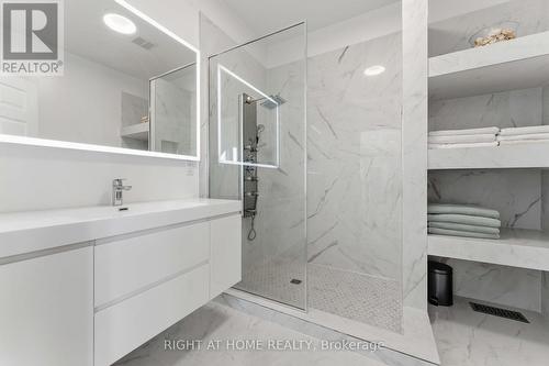 1607 Landel Drive, Ottawa, ON - Indoor Photo Showing Bathroom