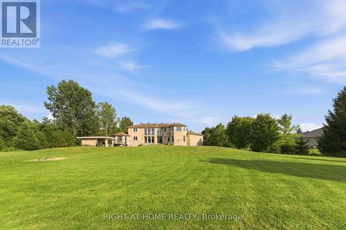 1607 Landel Drive, Ottawa, ON - Outdoor