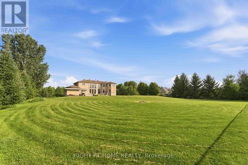 1607 Landel Drive, Ottawa, ON - Outdoor