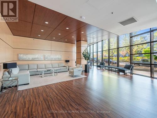 512 - 2900 Highway 7, Vaughan, ON - Indoor Photo Showing Gym Room