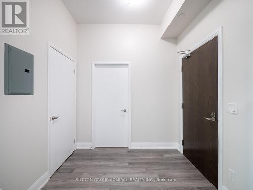 512 - 2900 Highway 7, Vaughan, ON - Indoor Photo Showing Other Room