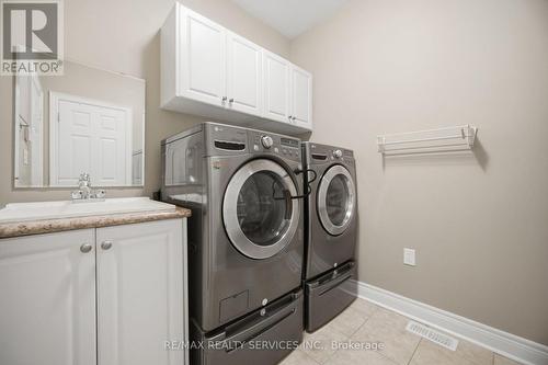 49 Learmont Avenue, Caledon, ON - Indoor Photo Showing Laundry Room