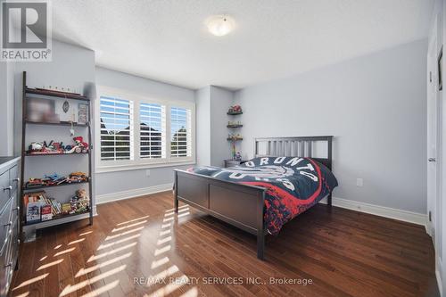 49 Learmont Avenue, Caledon, ON - Indoor Photo Showing Bedroom