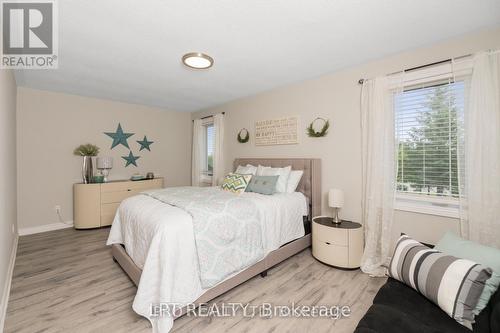 14190 Mount Hope Road, Caledon, ON - Indoor Photo Showing Bedroom