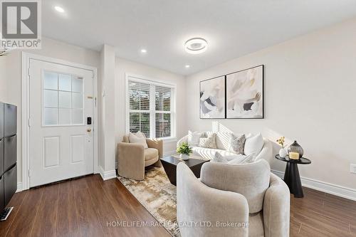 159 Weston Drive, Milton, ON - Indoor Photo Showing Living Room