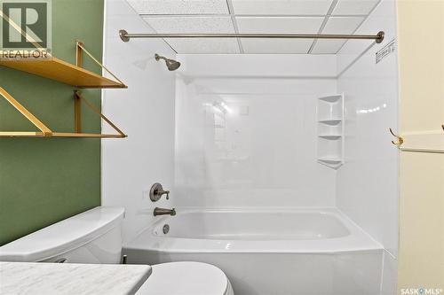 102 431 Tait Court, Saskatoon, SK - Indoor Photo Showing Bathroom