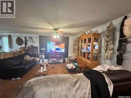 1085 4Th Avenue Nw, Moose Jaw, SK - Indoor