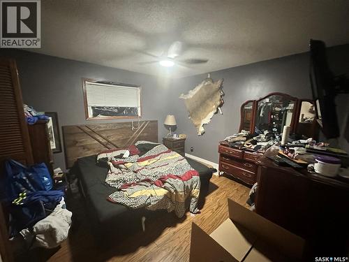 1085 4Th Avenue Nw, Moose Jaw, SK - Indoor Photo Showing Other Room