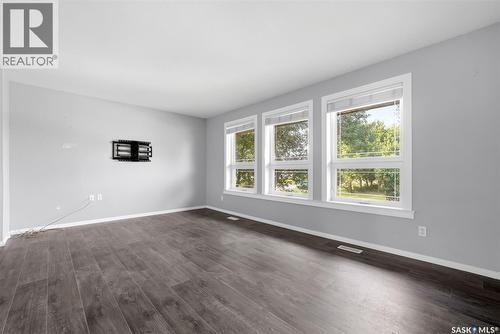 365 Second Street, Mclean, SK - Indoor