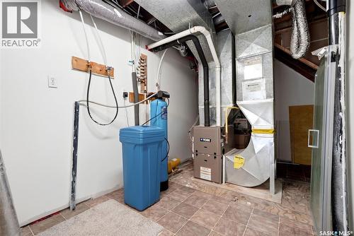 365 Second Street, Mclean, SK - Indoor