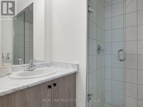 1 Markle Crescent, Hamilton, ON - Indoor Photo Showing Bathroom