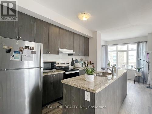 1 Markle Crescent, Hamilton, ON - Indoor Photo Showing Kitchen With Double Sink