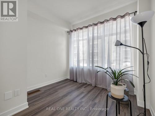 1 Markle Crescent, Hamilton, ON - Indoor Photo Showing Other Room