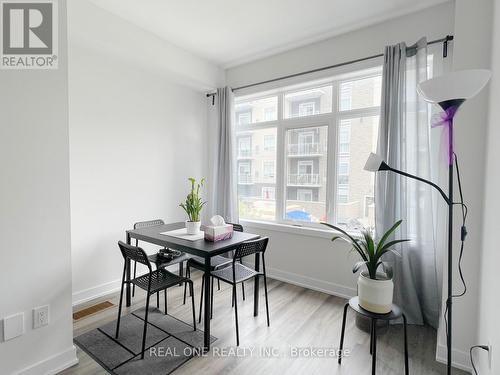 1 Markle Crescent, Hamilton, ON - Indoor Photo Showing Dining Room