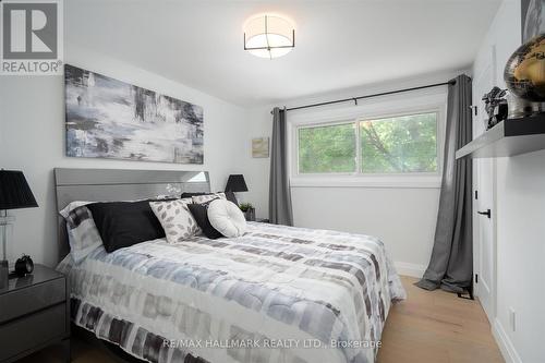 119 Charlotte Place, Kitchener, ON - Indoor Photo Showing Bedroom
