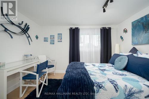 119 Charlotte Place, Kitchener, ON - Indoor Photo Showing Bedroom