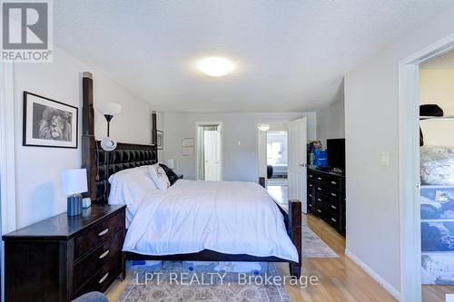 30 Dawson Road, Orangeville, ON - Indoor Photo Showing Bedroom