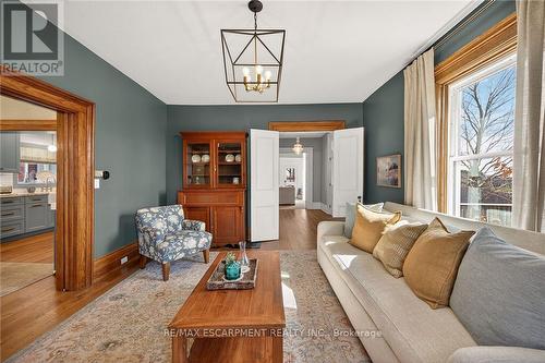 903 Concession 13 Townsend Road, Norfolk, ON - Indoor Photo Showing Living Room