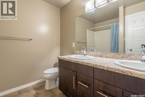 4648 James Hill Road, Regina, SK - Indoor Photo Showing Bathroom