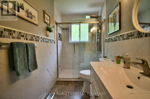 15 Steele Street, St. Thomas, ON - Indoor Photo Showing Bathroom