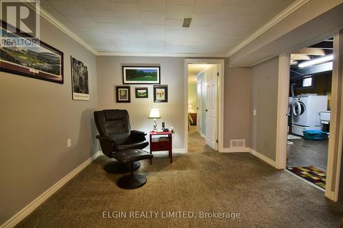 15 Steele Street, St. Thomas, ON - Indoor Photo Showing Other Room