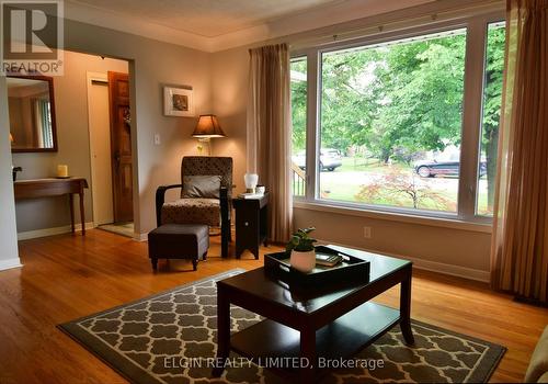 15 Steele Street, St. Thomas, ON - Indoor
