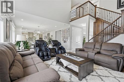 615 Matche Street, Lakeshore, ON - Indoor Photo Showing Living Room