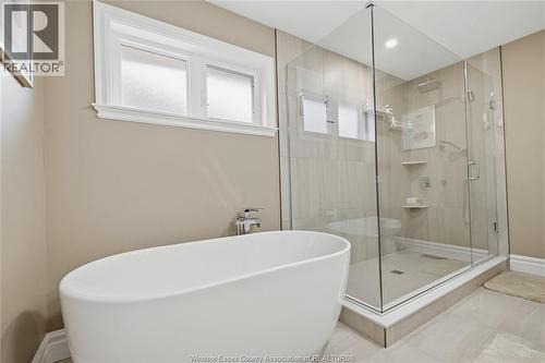 615 Matche Street, Lakeshore, ON - Indoor Photo Showing Bathroom