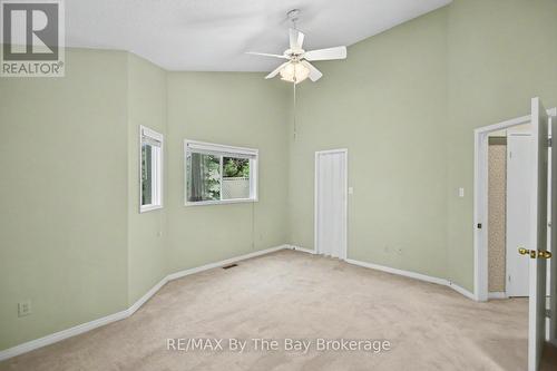 Primary with 4 Piece Bathroom - Soaker Tub - 12 Goldsmith Place, Wasaga Beach, ON - Indoor Photo Showing Other Room