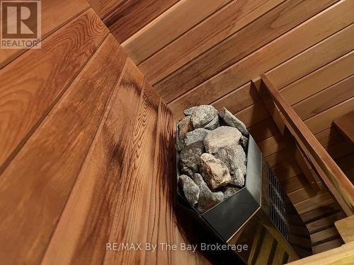 12 Goldsmith Place, Wasaga Beach, ON - Indoor Photo Showing Other Room