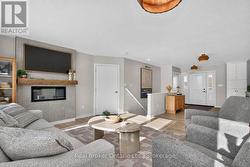 Bungalow Living Room - 