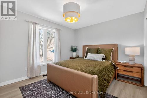597 Lafontaine  Road W, Tiny, ON - Indoor Photo Showing Bedroom