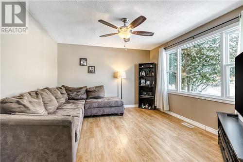 6 Des Pins Street, Field, ON - Indoor Photo Showing Living Room